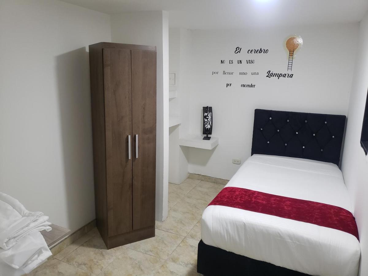 Aw Hotel American Travel Bogotá Eksteriør bilde